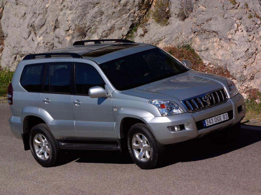  Toyota Land Cruiser Prado 120 5-Door 2003 года  (фото 18 из 25)
